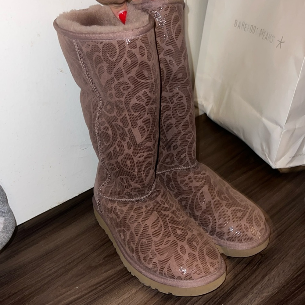 Purple Lepord UGGS